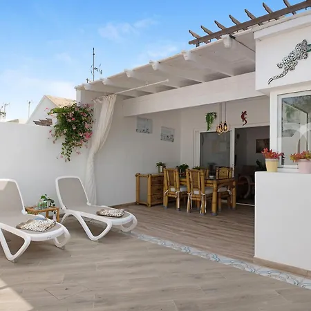 Сasa de vacaciones Casa Jardin *